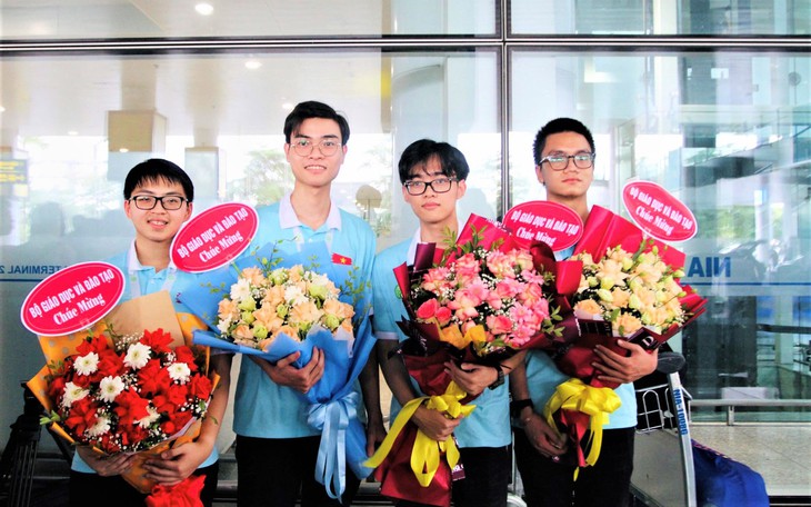 Hai thí sinh đoạt Huy chương Olympic quốc tế mong muốn trở thành bác sĩ giỏi