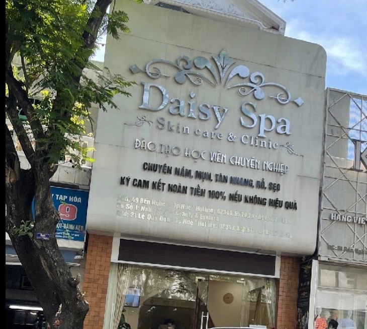Phạt 35 triệu đồng Spa quảng cáo dịch vụ khám, chữa bệnh khi chưa có giấy phép hoạt động - Ảnh 1. Phạt 35 triệu đồng Spa quảng cáo dịch vụ khám, chữa bệnh khi chưa có giấy phép hoạt động - Ảnh 1.