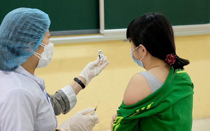 Chỉ còn 40 ngày: Tiêm vaccine COVID-19 cho trẻ từ 5 - dưới 12 tuổi vẫn rất chậm, nhiều tỉnh tiêm mũi 2 chỉ dưới 16% 