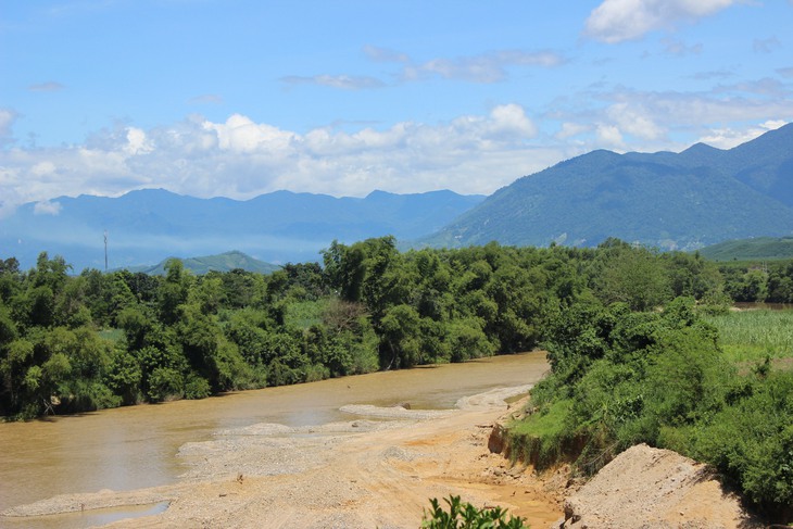 Người cựu chiến binh miệt mài tìm người thân, danh tính cho liệt sĩ - Ảnh 4. Người cựu chiến binh miệt mài tìm người thân, danh tính cho liệt sĩ - Ảnh 4.