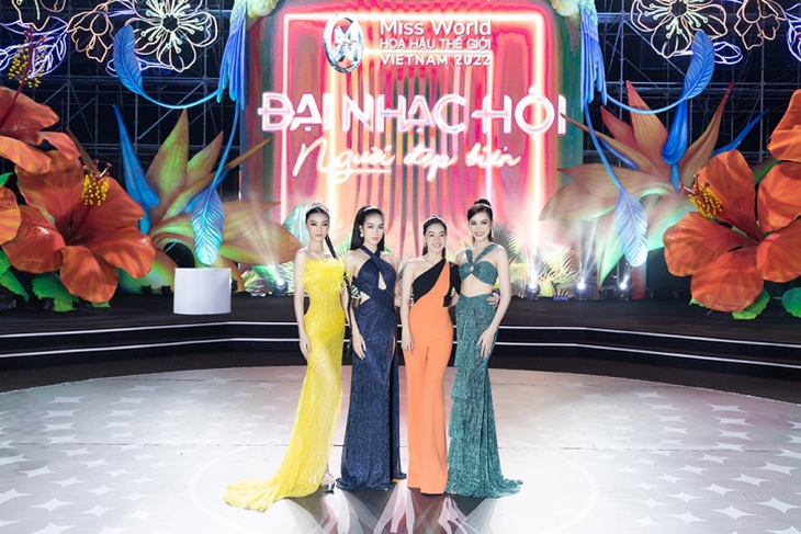 Dàn hoa hậu diện đầm cắt xẻ gợi cảm trên thảm đỏ Miss World Vietnam 2022 - Ảnh 1. Dàn hoa hậu diện đầm cắt xẻ gợi cảm trên thảm đỏ Miss World Vietnam 2022 - Ảnh 1.