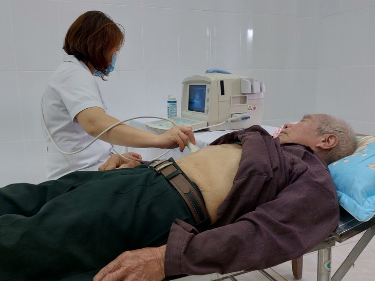 Đoàn Thanh niên Bộ Y tế thăm khám sức khỏe cho bà con vùng sâu, vùng xa - Ảnh 12.