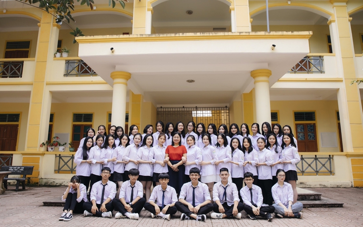 Lớp học huyện miền núi có đến 40 học sinh trên 9 điểm môn văn