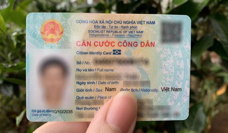 Công dân cần hoàn tất thủ tục trong đợt cao điểm cấp CCCD gắn chíp - Ảnh 2.