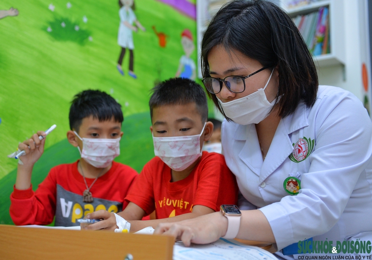 Lớp học “Chắp cánh ước mơ” cho trẻ mắc bệnh tan máu bẩm sinh - Ảnh 3.