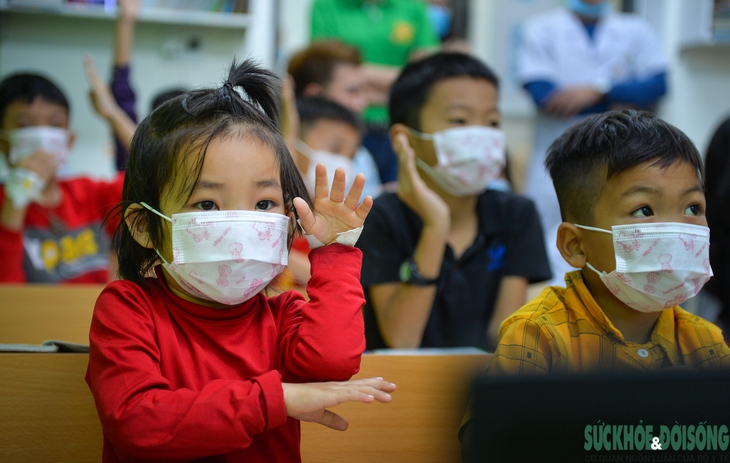 Lớp học “Chắp cánh ước mơ” cho trẻ mắc bệnh tan máu bẩm sinh - Ảnh 5.