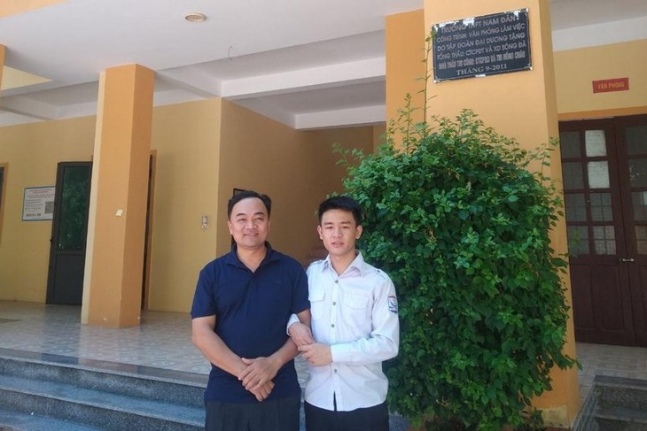 Nam sinh á khoa khối A: Không chủ quan từ những câu hỏi dễ - Ảnh 2.