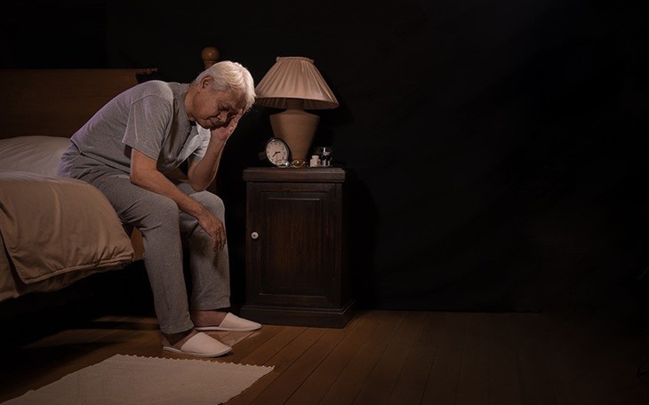 Tiểu đêm nhiều lần cảnh báo bệnh gì, có nguy hiểm không? - Ảnh 1.