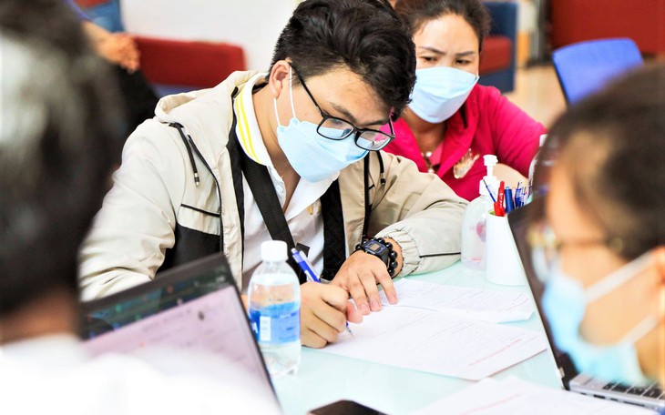 Dự báo điểm chuẩn xét tuyển đại học một số ngành "hot" có thể tăng nhẹ