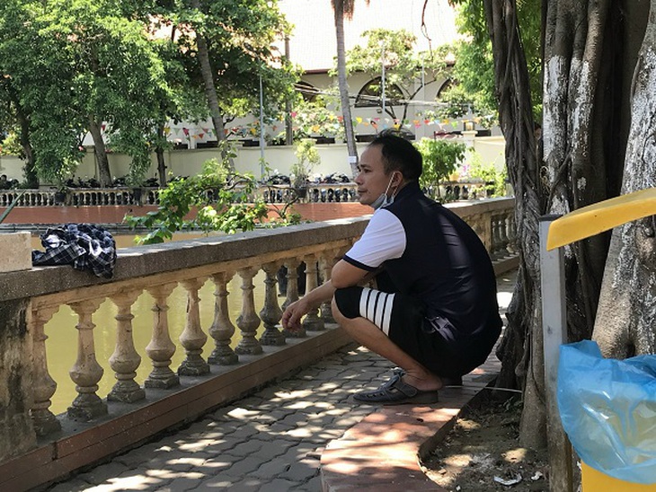 Nắng nóng gay gắt, người bệnh chật vật trong bệnh viện - Ảnh 9. Nắng nóng gay gắt, người bệnh chật vật trong bệnh viện - Ảnh 9.