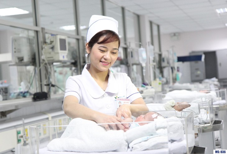 "Tập trung cao độ" giành giải nhất nét đẹp công đoàn và người lao động ngành y tế lần thứ 4 - Ảnh 2. "Tập trung cao độ" giành giải nhất nét đẹp công đoàn và người lao động ngành y tế lần thứ 4 - Ảnh 2.