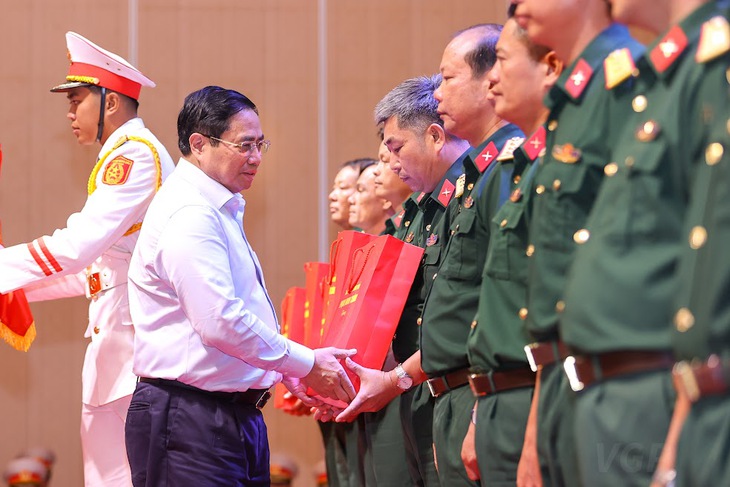 Thủ tướng: Tiếp tục tìm kiếm, quy tập hài cốt liệt sĩ cho đến khi không còn thông tin - Ảnh 4. Thủ tướng: Tiếp tục tìm kiếm, quy tập hài cốt liệt sĩ cho đến khi không còn thông tin - Ảnh 4.