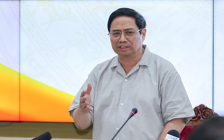 Thủ tướng yêu cầu TP. Hồ Chí Minh không chủ quan với dịch, đẩy mạnh tiêm vaccine, triển khai mua sắm thuốc