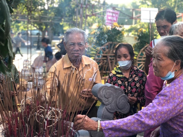 Những hình ảnh xúc động tri ân Ngày thương binh - liệt sĩ - Ảnh 6. Những hình ảnh xúc động tri ân Ngày thương binh - liệt sĩ - Ảnh 6.
