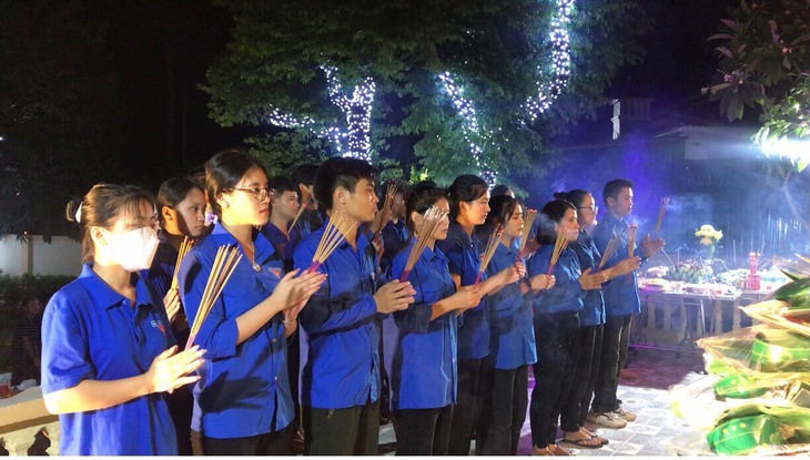 Những hình ảnh xúc động tri ân Ngày thương binh - liệt sĩ - Ảnh 9. Những hình ảnh xúc động tri ân Ngày thương binh - liệt sĩ - Ảnh 9.