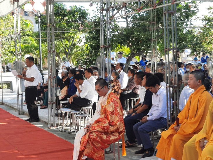 Những hình ảnh xúc động tri ân Ngày thương binh - liệt sĩ - Ảnh 8. Những hình ảnh xúc động tri ân Ngày thương binh - liệt sĩ - Ảnh 8.