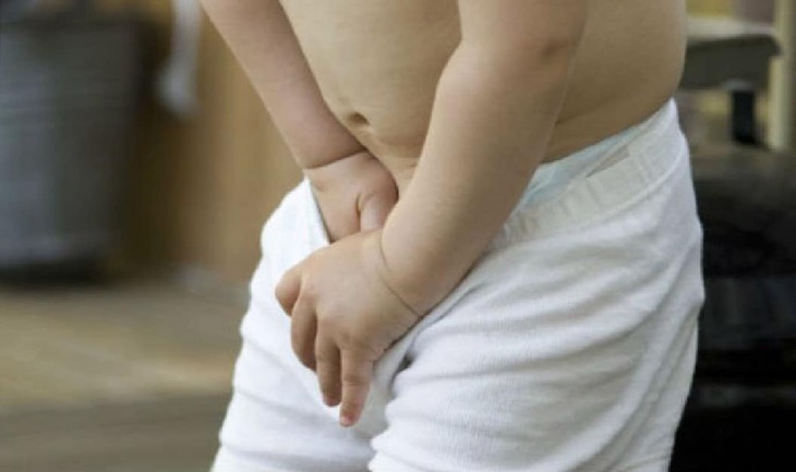 Đối tượng nào dễ bị hẹp bao quy đầu và dấu hiệu cần đi khám? - Ảnh 4.