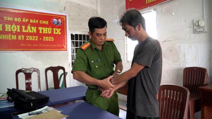 Liên tiếp xuất hiện các vụ bạo hành trẻ em trong thời gian gần đây - Ảnh 3. Liên tiếp xuất hiện các vụ bạo hành trẻ em trong thời gian gần đây - Ảnh 3.