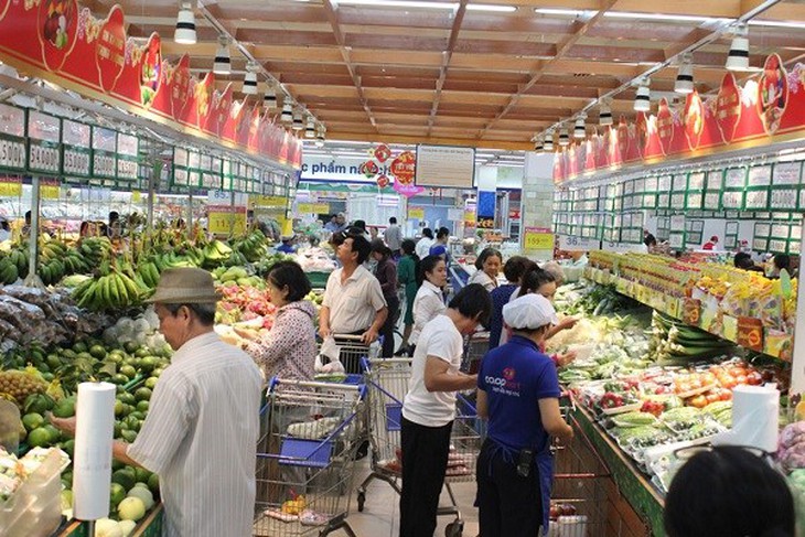 Xử lý nghiêm việc lợi dụng thị trường có biến động về cung cầu, giá cả hàng hóa để thu lời bất chính - Ảnh 2. Xử lý nghiêm việc lợi dụng thị trường có biến động về cung cầu, giá cả hàng hóa để thu lời bất chính - Ảnh 2.