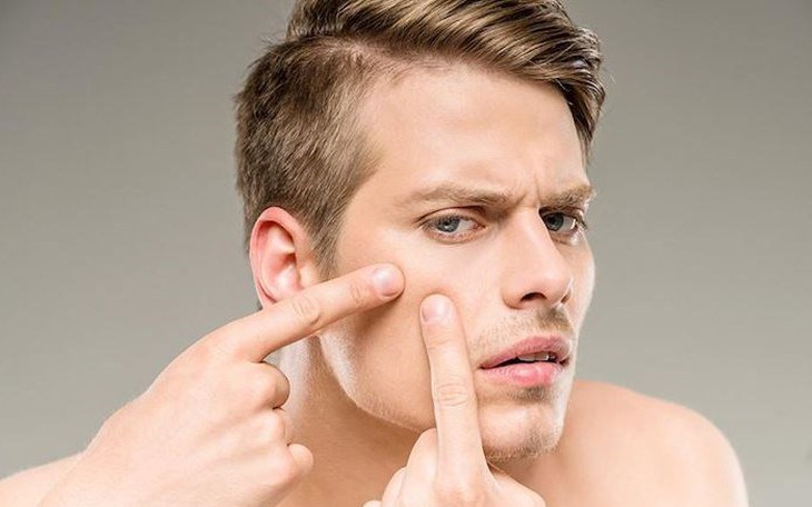 Nam giới thủ dâm nhiều có gây nổi mụn?