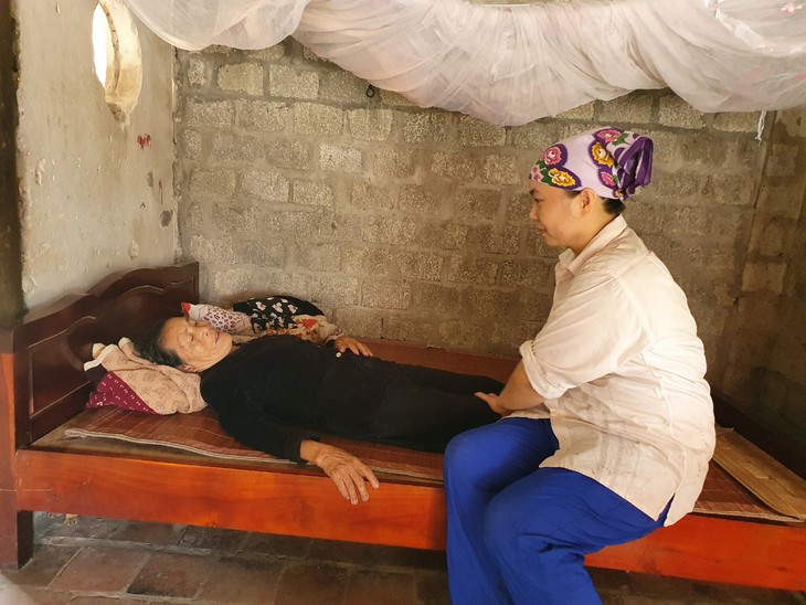 Ước nguyện của người phụ nữ nghèo: "Mong mưa gió đừng hành hạ gia đình tôi" - Ảnh 6.