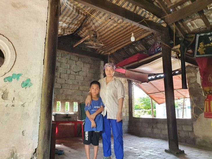 Ước nguyện của người phụ nữ nghèo: "Mong mưa gió đừng hành hạ gia đình tôi" - Ảnh 4.