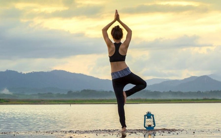 Tập giữ thăng bằng tốt giúp phòng tránh chấn thương 