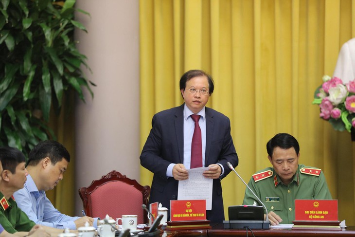 Nhạc sĩ Hồ Hoài Anh, diễn viên Hồng Đăng đã có luật sư, đang chờ gặp thẩm phán - Ảnh 2.