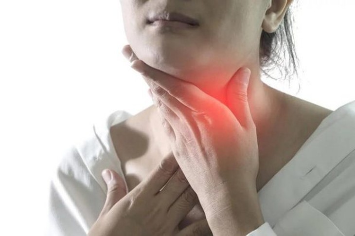 Điểm mặt nguyên nhân dẫn đến viêm họng, đau họng - Ảnh 2.