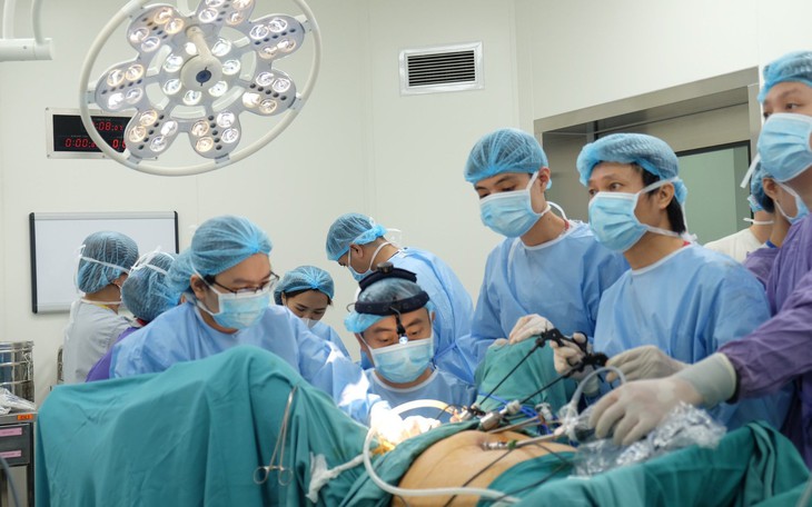 Trả lại giới tính thật cho người phụ nữ mang bộ phận sinh dục nam suốt nửa thế kỷ 