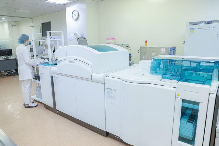 Bệnh viện ĐKQT Bắc Hà đón nhận chứng chỉ ISO 15189:2012 - Ảnh 1.