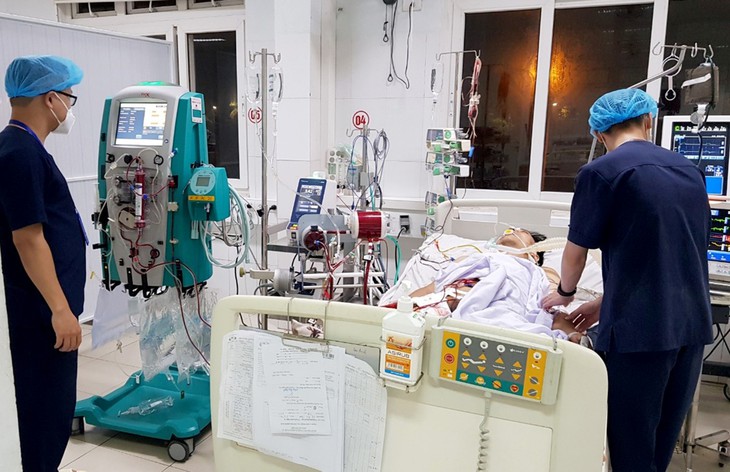 Bệnh viện Hữu nghị Đa khoa Nghệ An phấn đấu trở thành Bệnh viện Anh hùng Lao động thời kỳ đổi mới - Ảnh 2. Bệnh viện Hữu nghị Đa khoa Nghệ An phấn đấu trở thành Bệnh viện Anh hùng Lao động thời kỳ đổi mới - Ảnh 2.