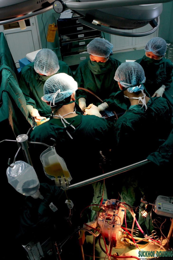 Bệnh viện Hữu nghị Đa khoa Nghệ An phấn đấu trở thành Bệnh viện Anh hùng Lao động thời kỳ đổi mới - Ảnh 7. Bệnh viện Hữu nghị Đa khoa Nghệ An phấn đấu trở thành Bệnh viện Anh hùng Lao động thời kỳ đổi mới - Ảnh 7.