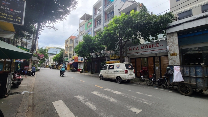 Hai người chết bất thường trong phòng trọ - Ảnh 1.