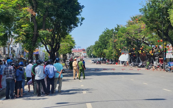Kẻ nổ súng cướp tiệm vàng ở Huế là cán bộ trại tạm giam, có dấu hiệu tâm lý bất thường