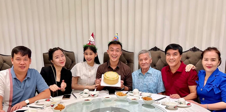 Chồng sắp cưới của Lê Âu Ngân Anh là 'gương mặt thân quen' - Ảnh 5. Chồng sắp cưới của Lê Âu Ngân Anh là 'gương mặt thân quen' - Ảnh 5.