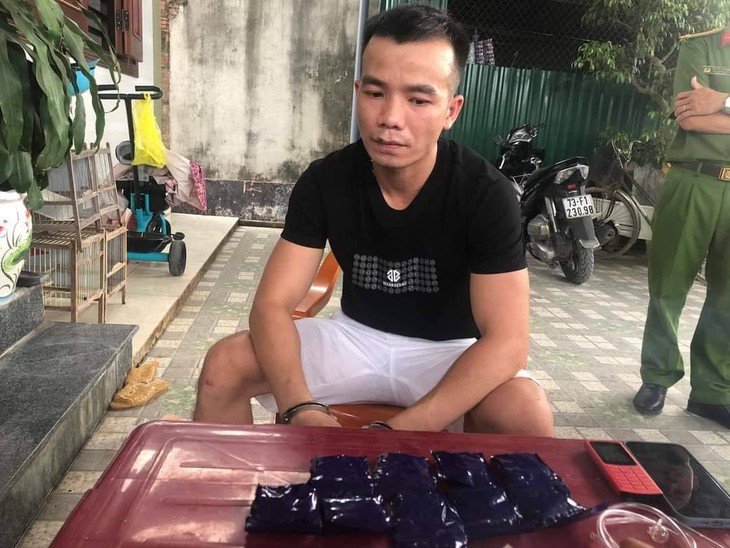 Vừa thi hành án vì hàng trắng, ra tù lại đi buôn ma túy - Ảnh 1.