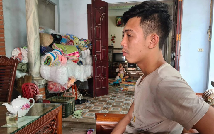 Nghẹt thở giải cứu bé trai 3 tuổi bị siết cổ rồi giấu vào tủ cấp đông