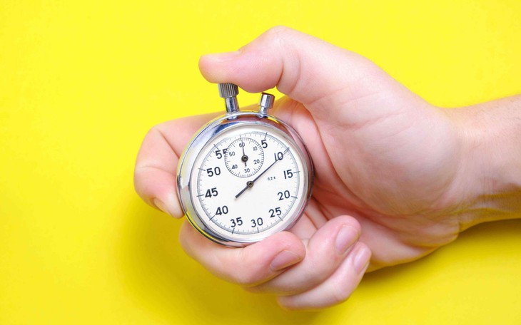 Trị xuất tinh sớm bằng phương pháp… thủ dâm không chạm