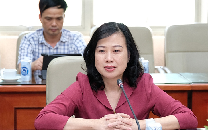 Quyền Bộ trưởng Bộ Y tế Đào Hồng Lan tiếp Đại sứ Hàn Quốc và Đại sứ Nhật Bản tại Việt Nam