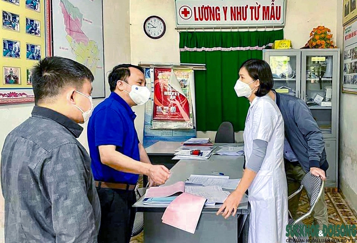 Nghệ An: Hoàn thành việc tiêm trên 250.000 liều vaccine COVID-19 trong vòng 1 tuần - Ảnh 2. Nghệ An: Hoàn thành việc tiêm trên 250.000 liều vaccine COVID-19 trong vòng 1 tuần - Ảnh 2.