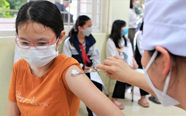 Còn 14 ngày: Thêm biến thể mới xâm nhập, nhiều tỉnh vẫn tiêm vaccine COVID-19 cho trẻ từ 5 - dưới 12 tuổi rất chậm