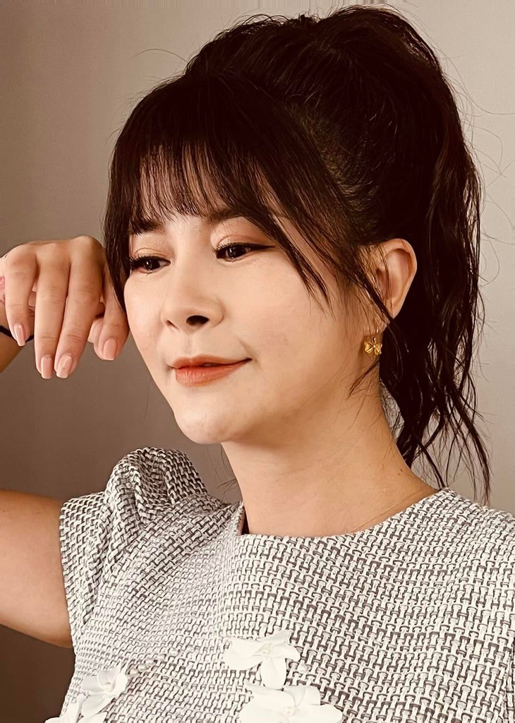 Phỏng vấn ĐỘC QUYỀN NSƯT Kim Oanh trở lại sàn diễn sân khấu sau 10 năm - Ảnh 4. Phỏng vấn ĐỘC QUYỀN NSƯT Kim Oanh trở lại sàn diễn sân khấu sau 10 năm - Ảnh 4.
