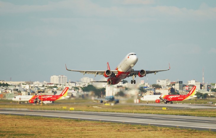 Vietjet mở bán vé Tết sớm với giá chỉ từ 619.000 đồng cho toàn mạng bay - Ảnh 2. Vietjet mở bán vé Tết sớm với giá chỉ từ 619.000 đồng cho toàn mạng bay - Ảnh 2.