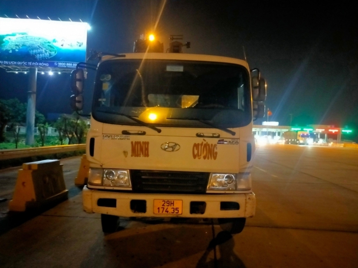 Phạt 46 triệu đồng đối với lái xe dương tính với ma túy trên cao tốc - Ảnh 2. Phạt 46 triệu đồng đối với lái xe dương tính với ma túy trên cao tốc - Ảnh 2.