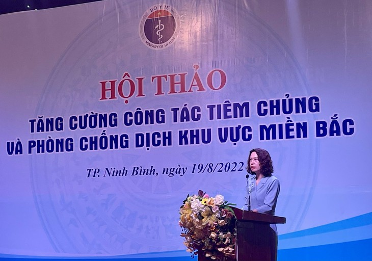 Thứ trưởng Bộ Y tế: Quyết liệt đẩy nhanh tiêm vaccine COVID-19, chủ động, trong phòng chống dịch - Ảnh 1. Thứ trưởng Bộ Y tế: Quyết liệt đẩy nhanh tiêm vaccine COVID-19, chủ động, trong phòng chống dịch - Ảnh 1.