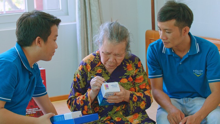 CVI Pharma về Đà thành tri ân người nữ giao liên bất khuất kiên trung - Ảnh 3.