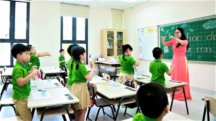 Ý kiến chuyên gia: Học sinh có nên tựu trường sớm? - Ảnh 2. Ý kiến chuyên gia: Học sinh có nên tựu trường sớm? - Ảnh 2.