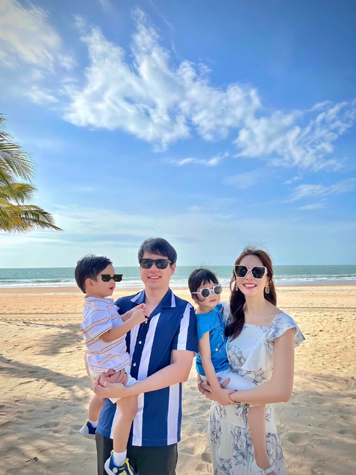 Hoa hậu Đặng Thu Thảo hạnh phúc viên mãn sau 5 năm lên xe hoa - Ảnh 4.