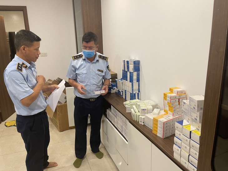 Sở Y tế Hà Nội yêu cầu các đơn vị tăng cường kiểm tra, phòng chống thuốc giả - Ảnh 2. Sở Y tế Hà Nội yêu cầu các đơn vị tăng cường kiểm tra, phòng chống thuốc giả - Ảnh 2.